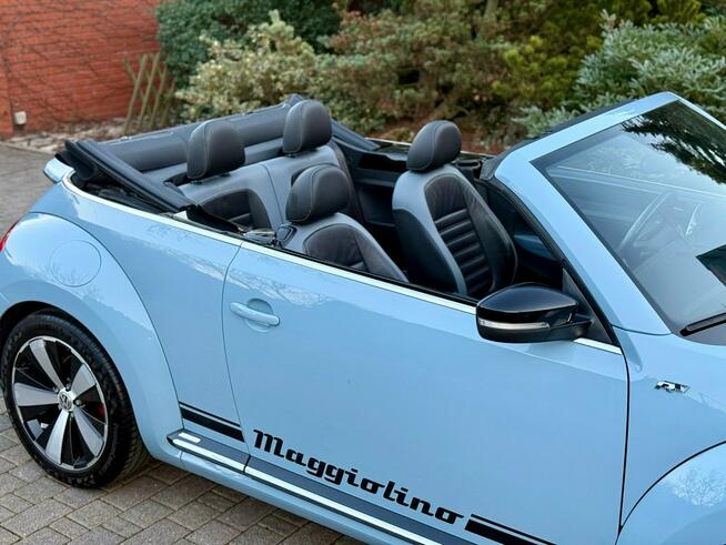 Volkswagen Beetle 220KM Cabrio R-line