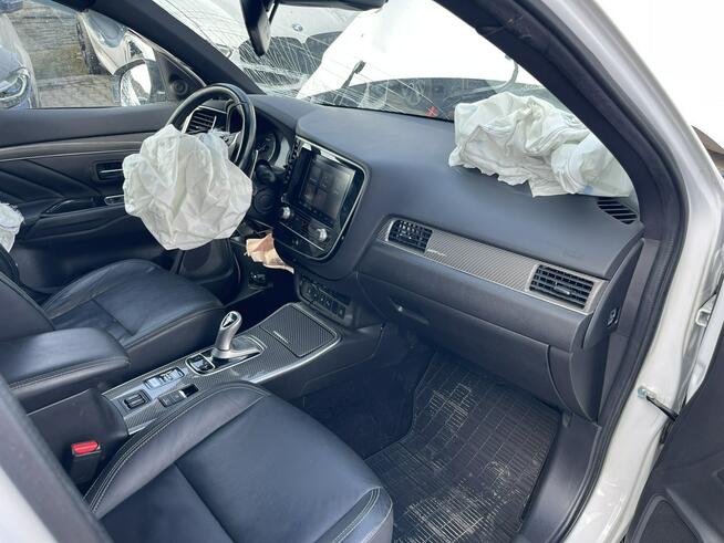 Mitsubishi Outlander AWD PHEV Automat Klimatronik Kamera Podgrzewanie