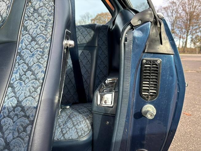 BUICK RIVIERA 1973 – V8 455, AUTOMAT, GRANAT / BIAŁY VINYL