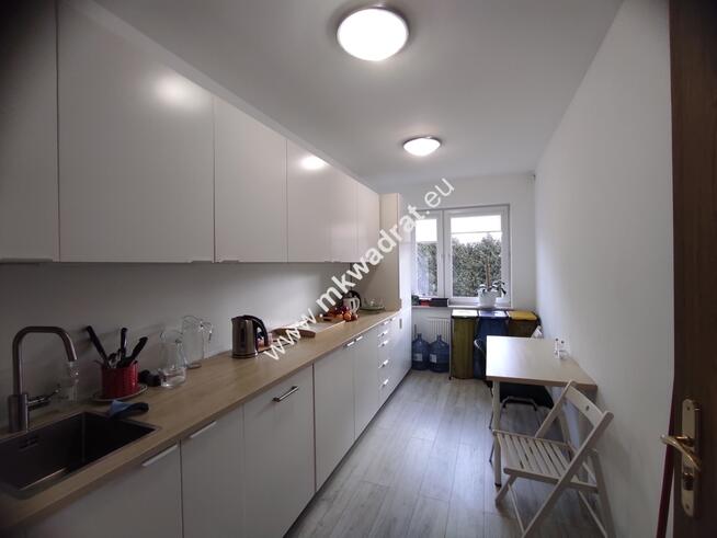 Bud. usługowy 360m2 - biura gabinety medyczn/kosm