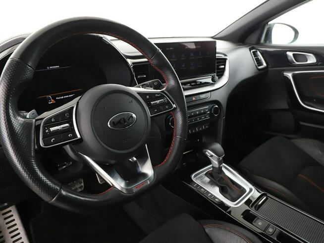 Kia Pro_cee'd automat full LED skóra/alcantara panorama navi grzane fotele kamera vi