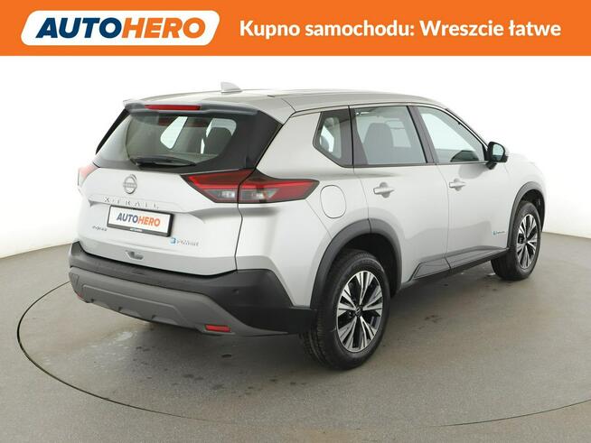 Nissan X-Trail 7 os. HEV 4x4 automat full LED navi grzane fotele kamery