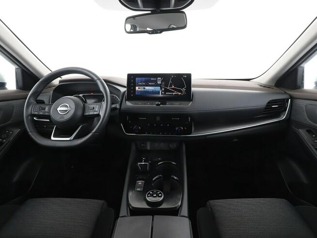 Nissan X-Trail 7 os. HEV 4x4 automat full LED navi grzane fotele kamery