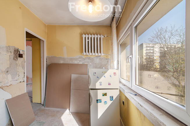 Na sprzedaż 2 pokojowe mieszkanie na Teofilowie.