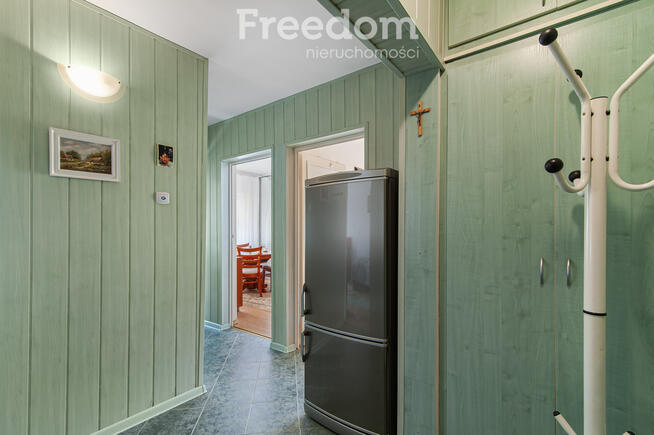 Na sprzedaż słoneczne 3 pokojowe mieszkanie.