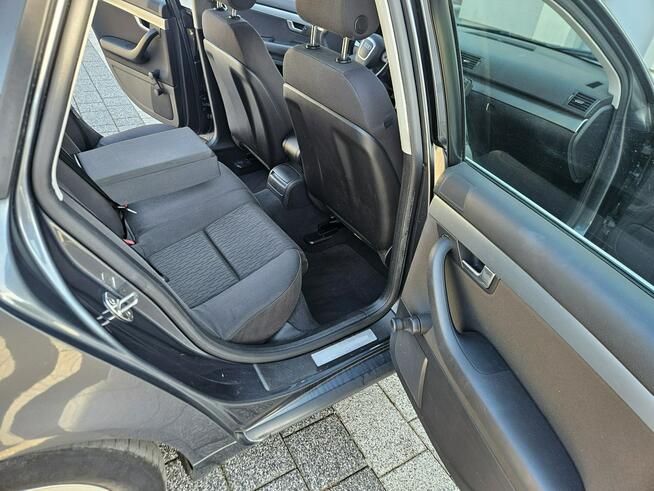 Audi A4 2.0 130 KM Klimatronik, Automat, Parktronik