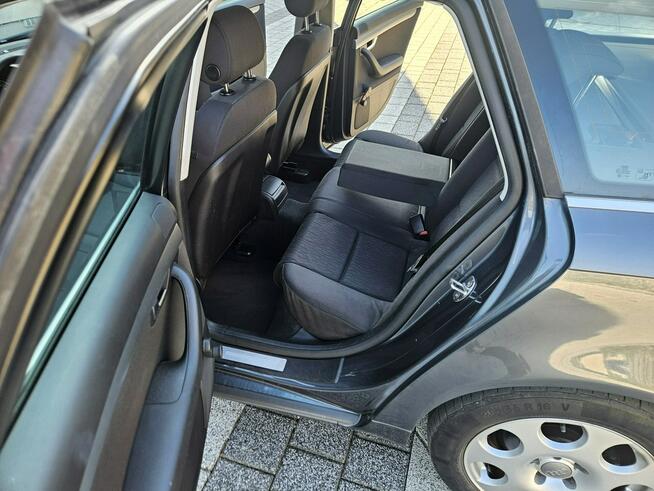 Audi A4 2.0 130 KM Klimatronik, Automat, Parktronik