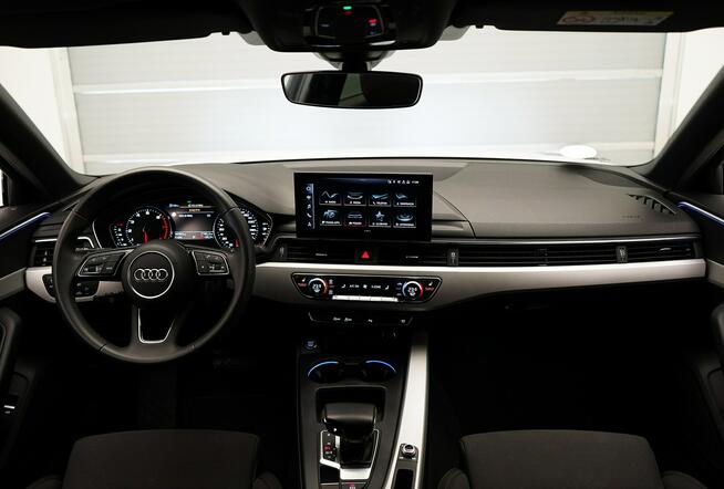 Audi A4 35TFSI 150KM Stronic Sline Tempomat Matrix LED Ambiente Kamera Alu19