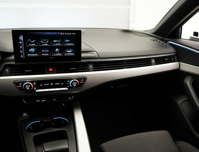 Audi A4 35TFSI 150KM Stronic Sline Tempomat Matrix LED Ambiente Kamera Alu19