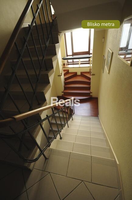 Blisko st. metra Wilanowska