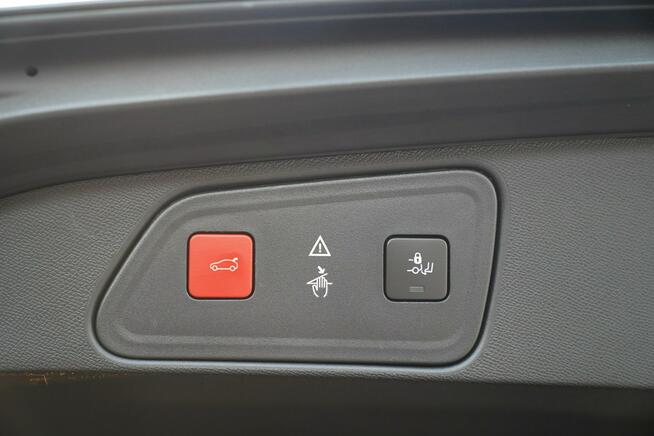 Peugeot 3008 GT ful led pełna skóra masaze hak kamery EL.KLAPA blis FOCAL max opcja