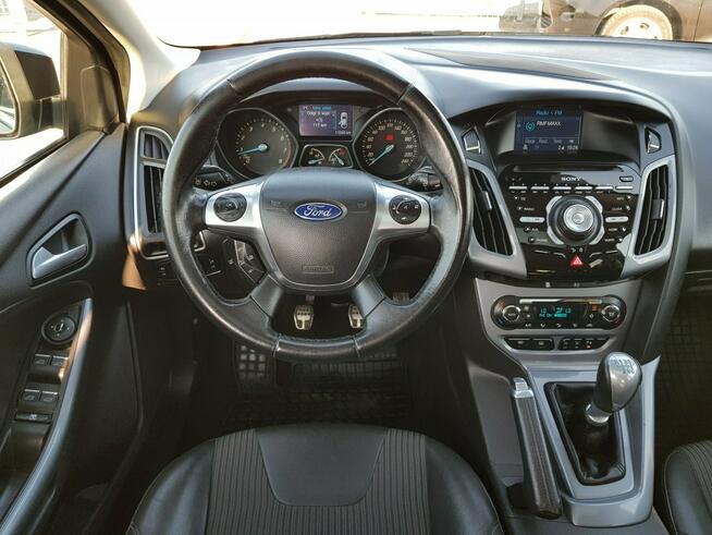 Ford Focus 1,6 Turbo Benzyna ST-Line Xenon LEDy Navi Zarejestrowany Gwarancja