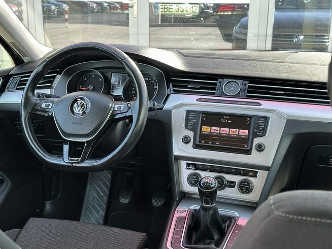 Volkswagen Passat Variant 8xAlu! Grzane fotele, Navi, Asystent, 3xClimatronic, GWARANCJA, Serwis