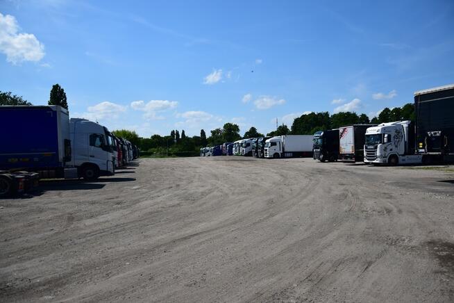 Utwardzony plac 1 ha, media, ogrodzenie – Dąbie