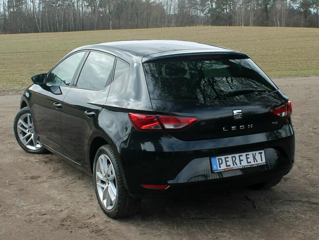 Seat Leon 1.6 TDI 105 KM Klimatronik TELEFON Czujniki PARKOWANIA Tempomat SERWIS