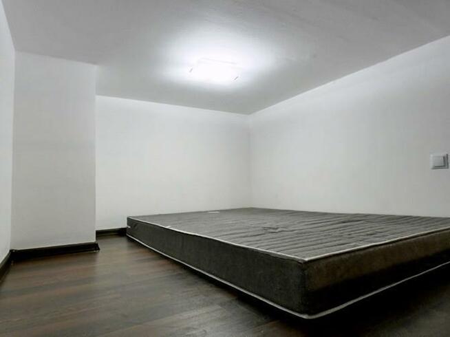 Kawalerka z antresolą + ogródek-Kazimierza 47A