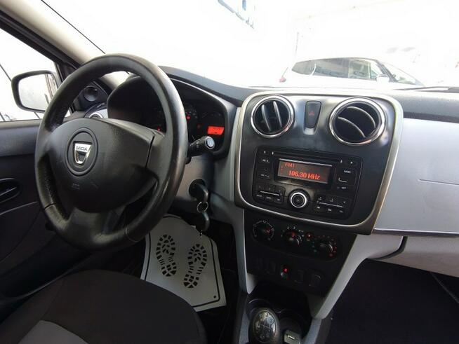 Dacia Sandero krajowy, niski przebieg, org.radio CD/BT AUX/USB, isofix, Bez turbo