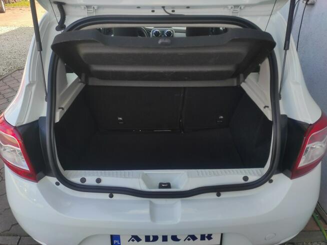 Dacia Sandero krajowy, niski przebieg, org.radio CD/BT AUX/USB, isofix, Bez turbo