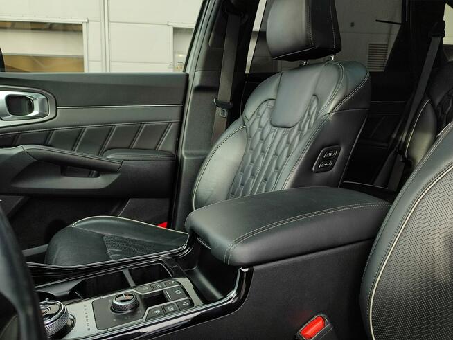 SORENTO 1.6T-GDI PHEV 265 KM/Prestige Line/Szkalny dach/4WD/Hak/ FV23%