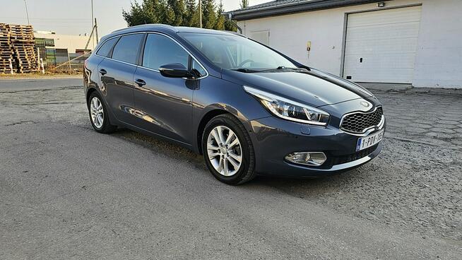 Kia Cee'd 1,6 CRDi Xenon Ledy Skóra Grzana Asystent Pasa Kamera Full Opcja