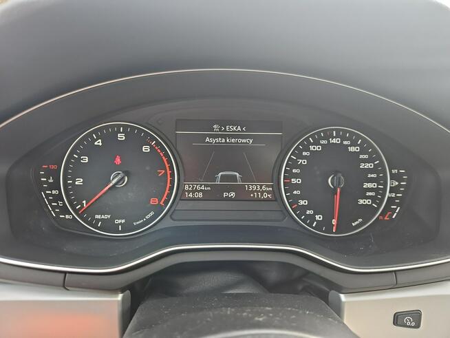 Audi A4 LED_VirtualCockpit_3-stref.Klima_Ambiente_El.Fotel_CarPlay_Pak.Czerń