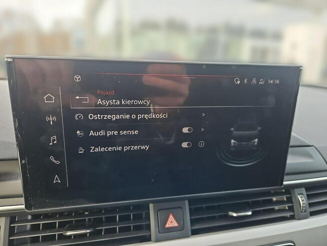 Audi A4 LED_VirtualCockpit_3-stref.Klima_Ambiente_El.Fotel_CarPlay_Pak.Czerń