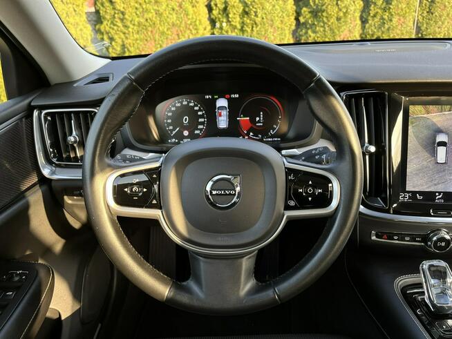 Volvo V60 Inscription | 340 KM | 2020 | Hybryda Plug-in | Panorama