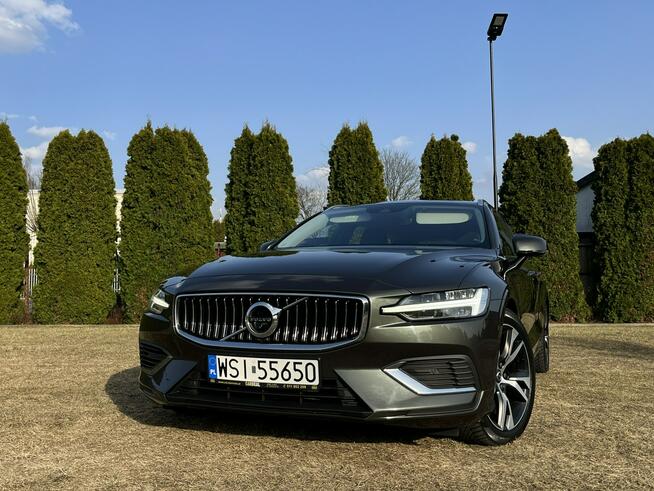 Volvo V60 Inscription | 340 KM | 2020 | Hybryda Plug-in | Panorama