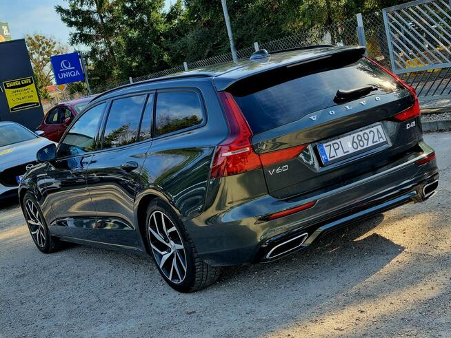 Volvo V60 1Wł Full LED R-Design Serwis Parktronic ACC Navi Bluetooth Gwarancja