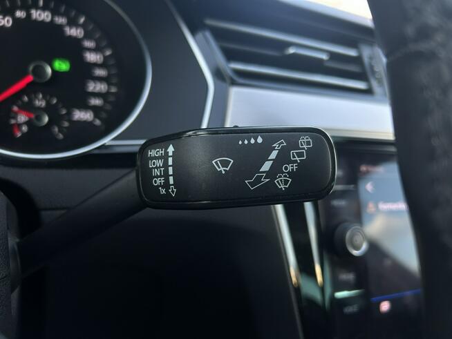 Volkswagen Passat Salon Polska Poleasingowy I właściciel Serwis ASO VAT 23% Bezwypadkowy