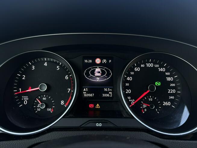 Volkswagen Passat Salon Polska Poleasingowy I właściciel Serwis ASO VAT 23% Bezwypadkowy