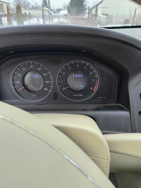 Sprzedam VOLVO XC60 3,2 benzyna plus gaz