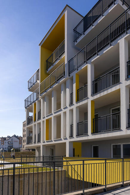 Kawalerka do wynajęcia! Balkon + garaż, 29 Listopada