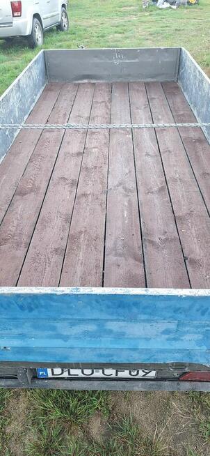 Przyczepa z hamulcem wym. 3,7mx1,7m. Masywna konstrukcja -