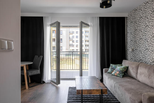 Kawalerka do wynajęcia! Balkon + garaż, 29 Listopada