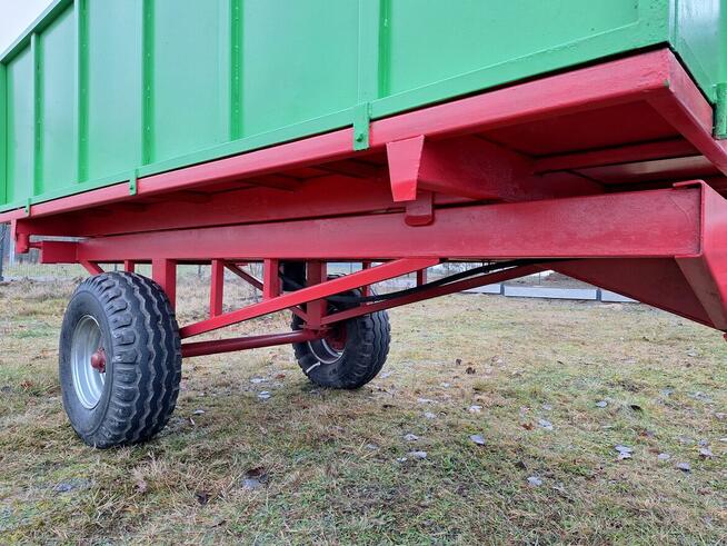 Przyczepa jednoosiowa masywna - wywrotka -wym. 3,8mx1,8mx1m.