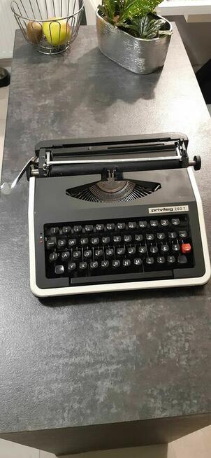 Maszyna do pisania Privileg 260T