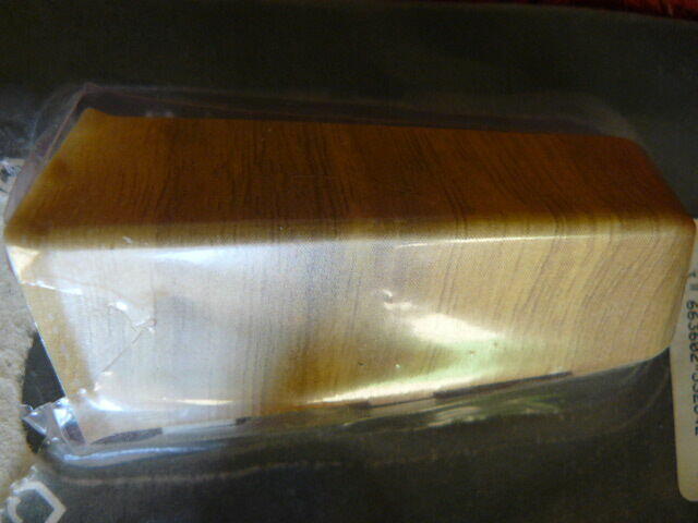 Laczniki, narozniki listew przypodlogowych paneli