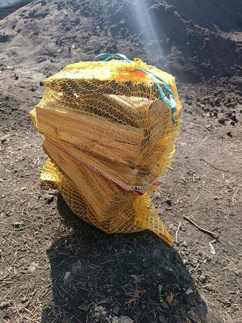 Drewno owocowe w workach