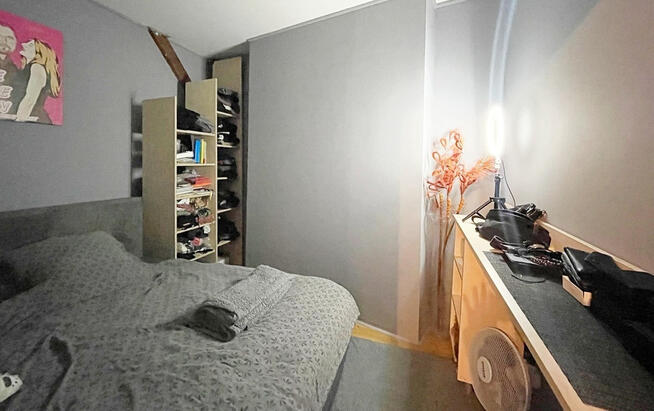 Duże mieszkanie w Kamienicy z loggią