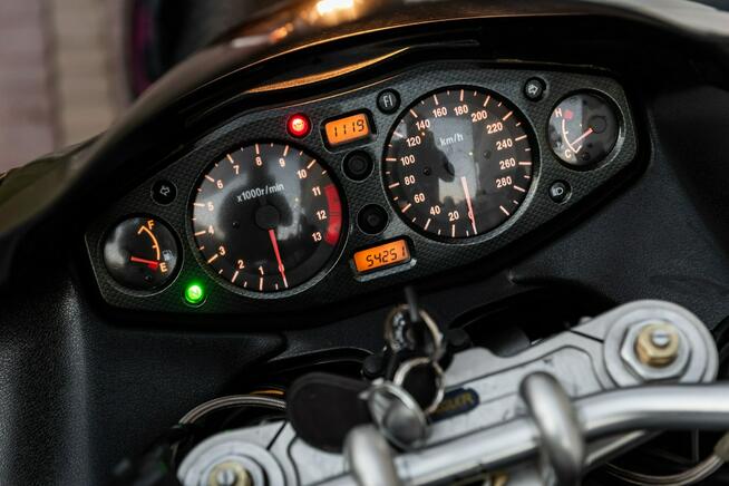 Suzuki Hayabusa GSX 1300 R 2003 Raty Transport Mega Zadbany Zarejestrowany w PL