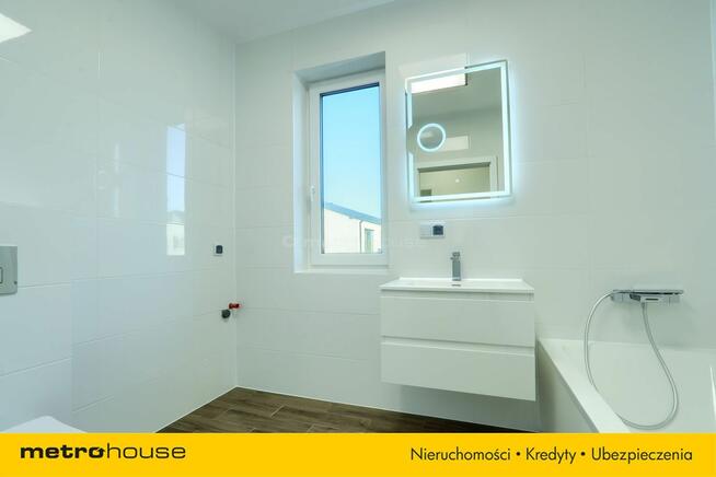 Wykończony dom z garażem i ogrodem - Osiedle Ławy