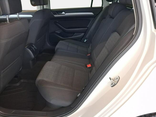 Volkswagen Passat Variant VAT 23% Business 2.0TDI 150KM M6 2021 r., salon PL, I właściciel