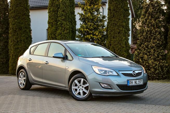 Opel Astra 120KM Podgrzewane Fotele Tempomat Podgrzewana Kierownica Parktronik