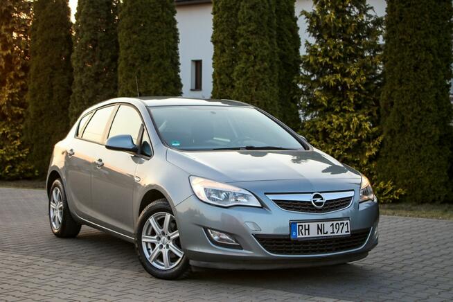 Opel Astra 120KM Podgrzewane Fotele Tempomat Podgrzewana Kierownica Parktronik