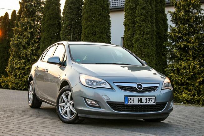 Opel Astra 120KM Podgrzewane Fotele Tempomat Podgrzewana Kierownica Parktronik