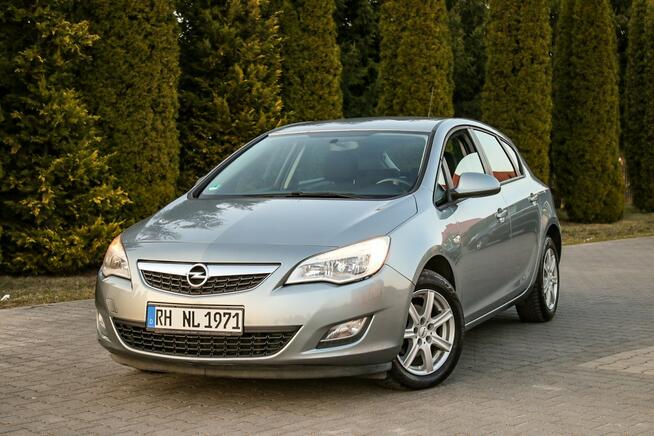 Opel Astra 120KM Podgrzewane Fotele Tempomat Podgrzewana Kierownica Parktronik