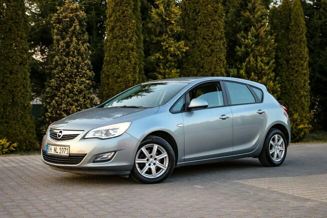 Opel Astra 120KM Podgrzewane Fotele Tempomat Podgrzewana Kierownica Parktronik