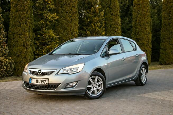 Opel Astra 120KM Podgrzewane Fotele Tempomat Podgrzewana Kierownica Parktronik