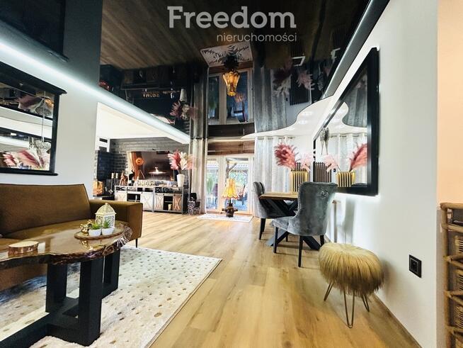 Dom z unikatowym wnętrzem i dużą przestrzenią